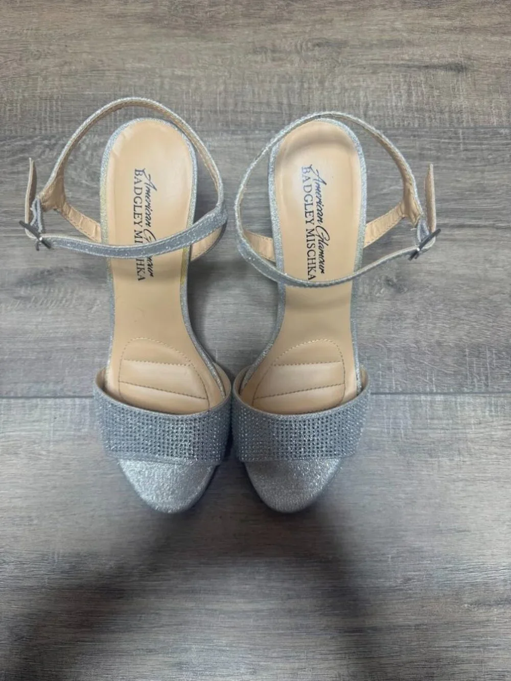Badgley Mischka Yasmin Silver Sparkling Rhinestone Heels Women's Size 9